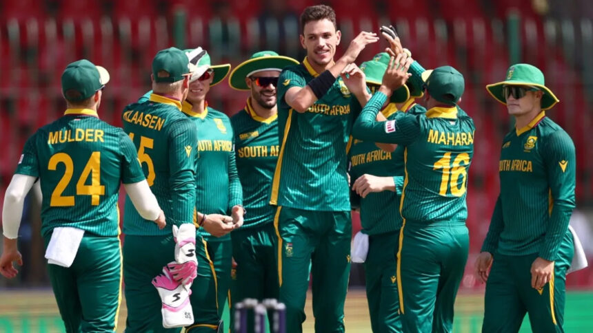 South Africa beat England to finish top of the group