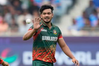 Taskin in top category as Mahmudullah resigns