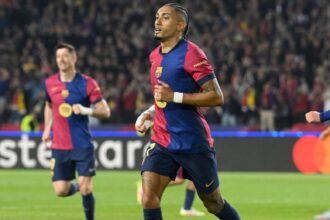 Barcelona hit top gear in win over Dortmund