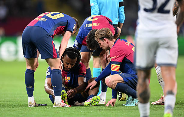 Barcelona suffer major setback