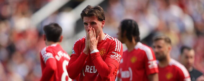 Manchester United struggles continue in Premier League