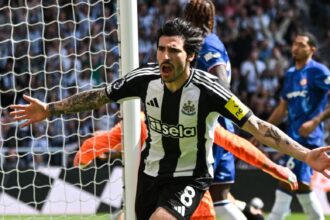 Newcastle beat Chelsea, overtake Man City