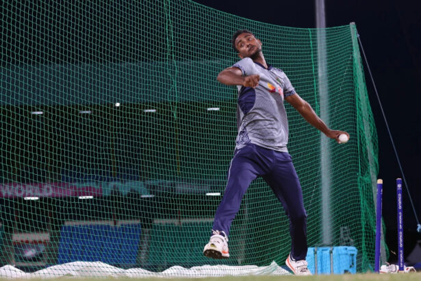 Shoriful ruled out of Pakistan series