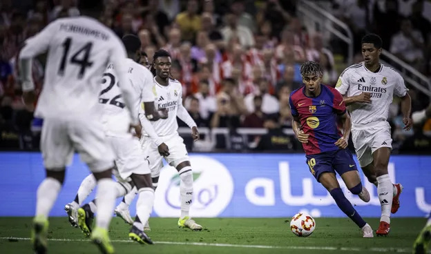 Tony Kroos on the difference between Barcelona and Real Madrid