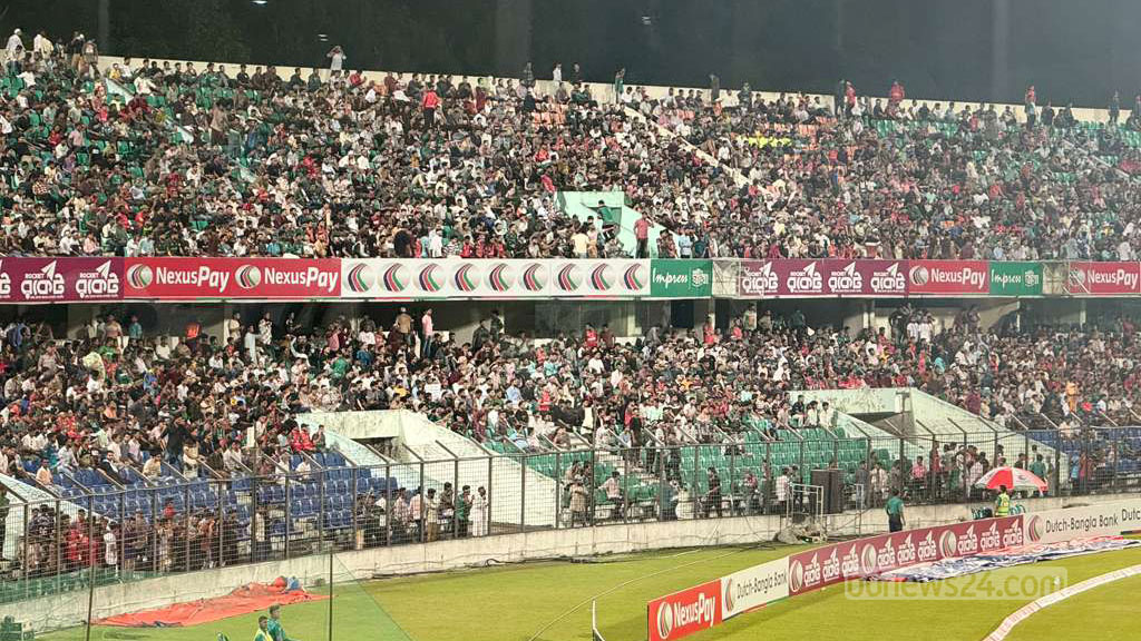 সাফল্যের জয়গান, চট্টগ্রামে দর্শকের আগমন