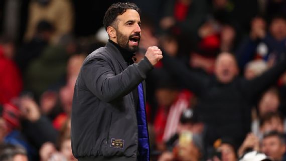 হ্যাটট্রিক জয় সত্ত্বেও সতর্ক ইউনাইটেড কোচ