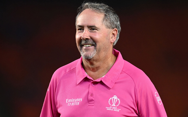 আবারও বিশ্বকাপ ফাইনাল পরিচালনার দায়িত্বে ইলিংওয়ার্থ