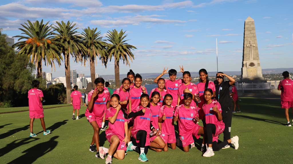 উজবেকিস্তানকে হারানোর স্বপ্ন নিয়ে পার্থে বাংলাদেশ দল