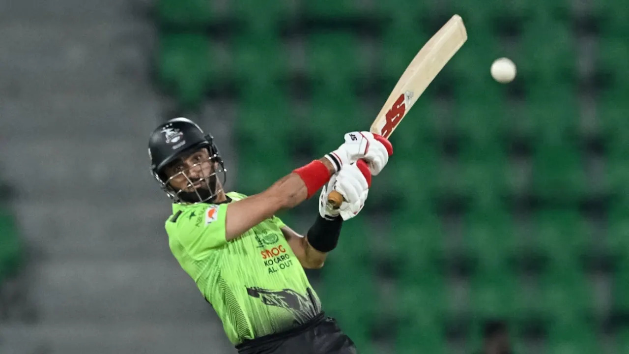 নিরাপত্তা ভাঙার সব দায় নিজের কাঁধে নিলেন সিকান্দার রাজা