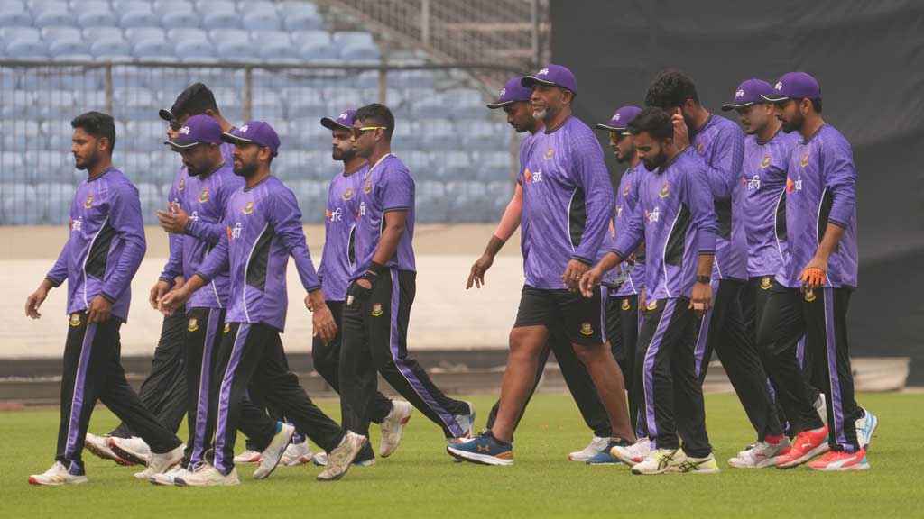 বিশ্বকাপের আগে মিরাজের দলের নতুন পরিকল্পনা ও কৌশল