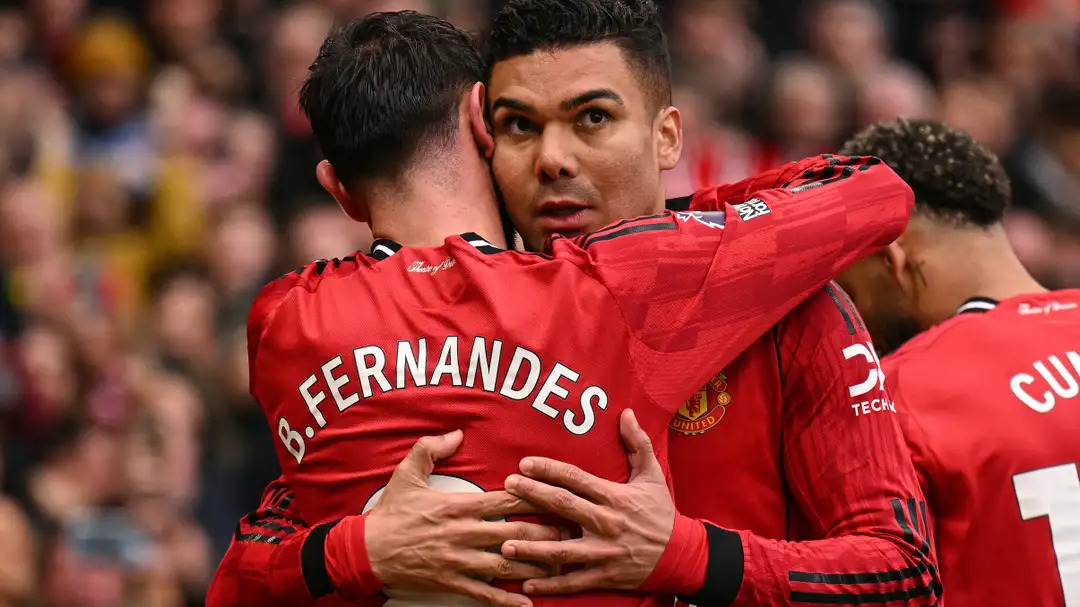 ভিলাকে বিধ্বস্ত করে ম্যানচেস্টার ইউনাইটেডের বড় জয়