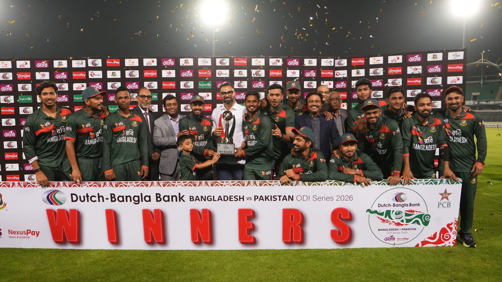 রোমাঞ্চকর লড়াইয়ে পাকিস্তানকে হারিয়ে সিরিজ জিতল বাংলাদেশ