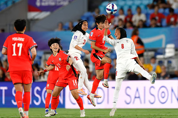 ৩ গোলে হারলেও লড়াই করে মন জিতল ইরানের মেয়েরা