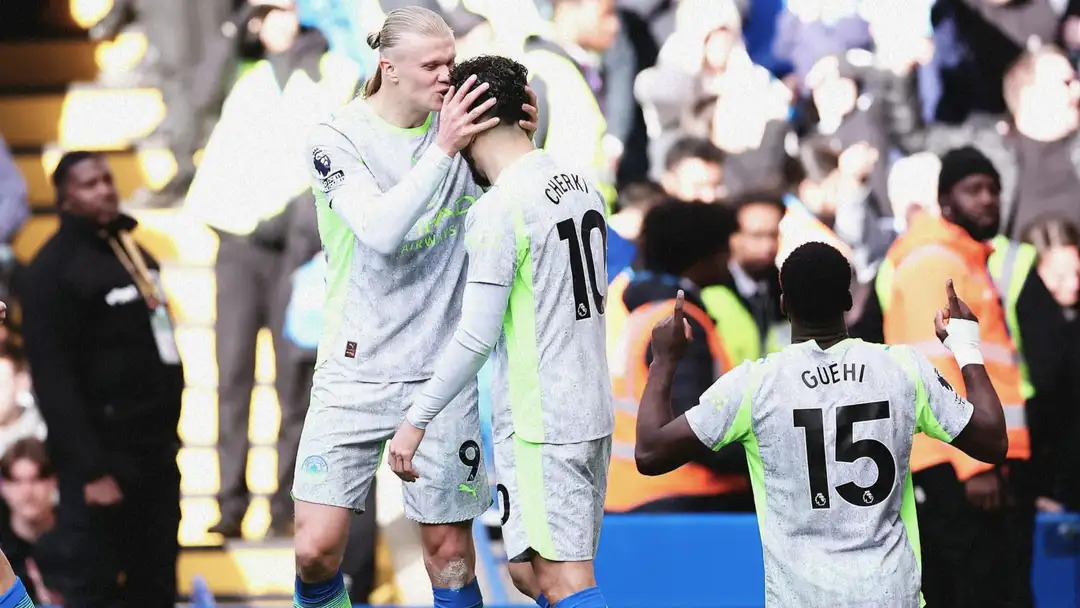 চেলসিকে উড়িয়ে শিরোপা লড়াই জমিয়ে তুলল ম্যানচেস্টার সিটি