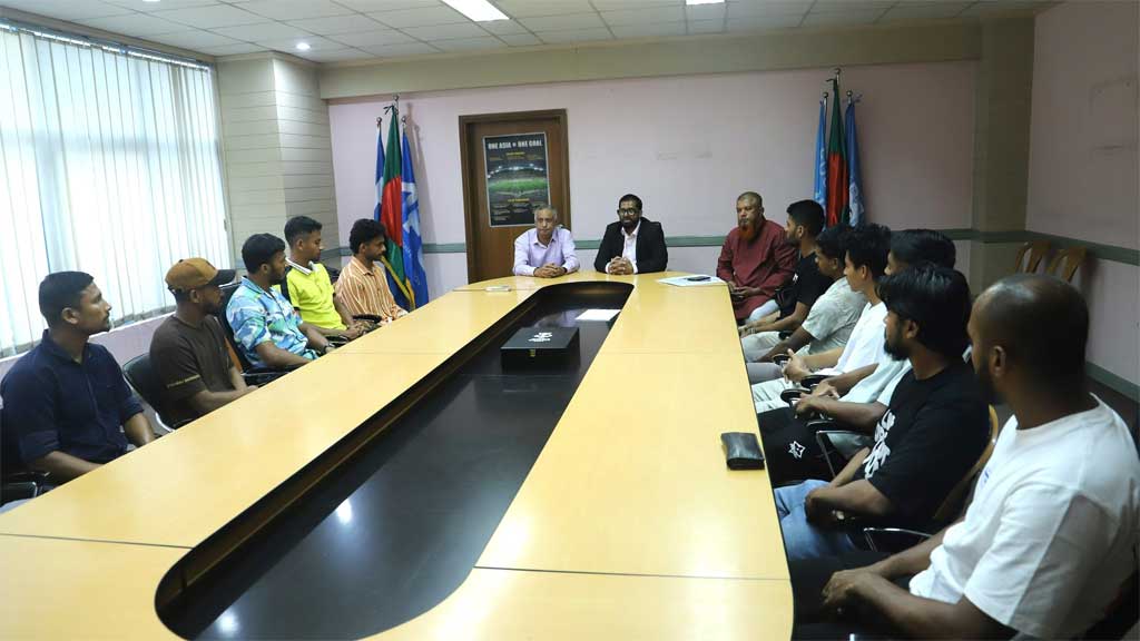 পুরোপুরি বাতিল নয়, সাফ ও বিদেশি মিলিয়ে ৪ জনের কোটা চায় খেলোয়াড় সমিতি