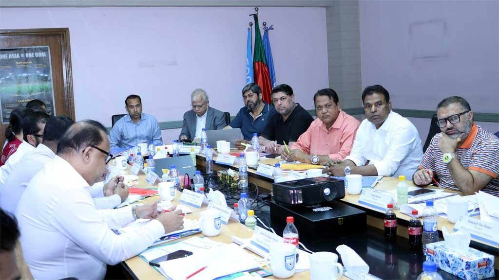 সাফ কোটা নিয়ে সিদ্ধান্ত ঝুলে রইল আর ফুটবলারদের সঙ্গে বসবে বাফুফে