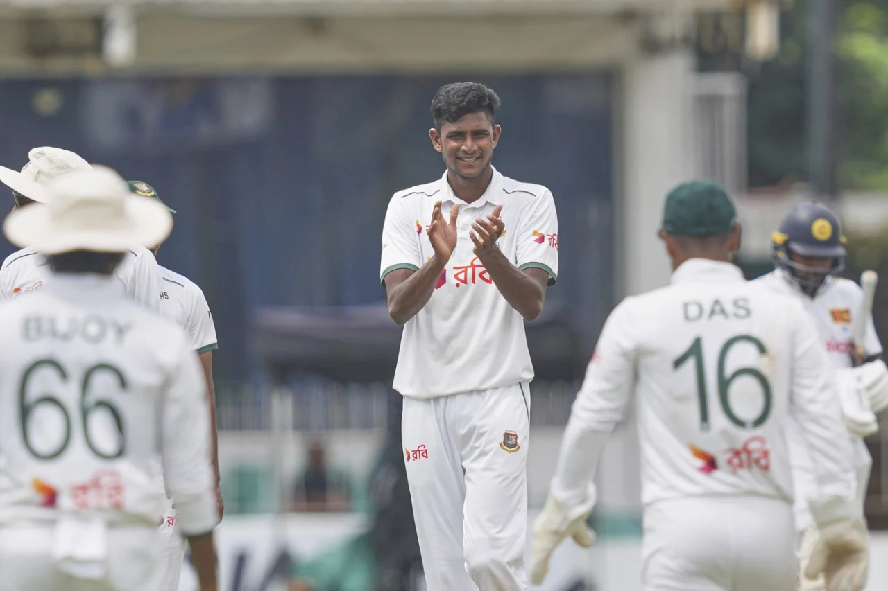 নাহিদ রানার মাঝে স্টিভ হার্মিসনকে দেখছেন ডোনাল্ড
