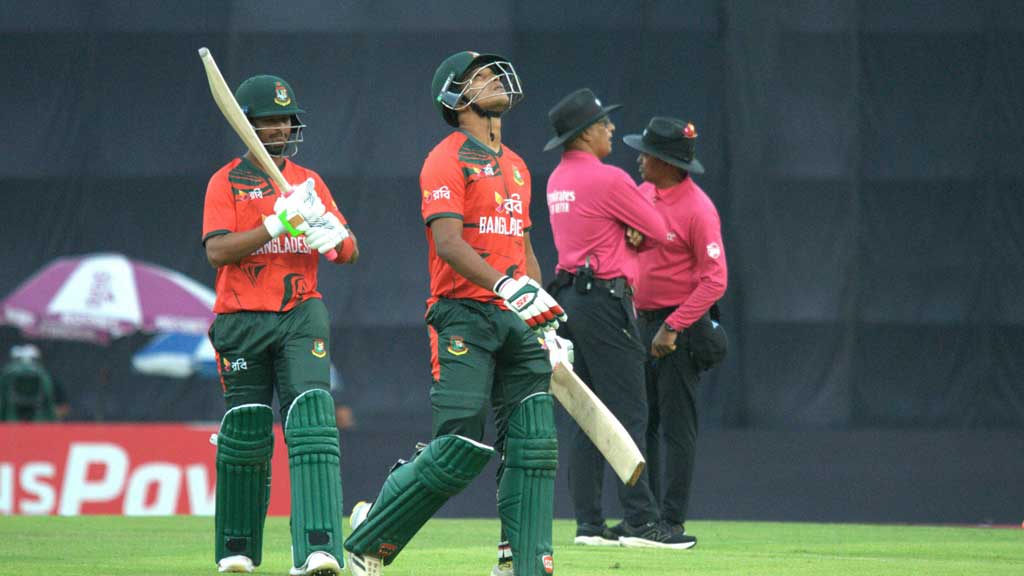 বিশ্বকাপের আগে লোয়ার অর্ডারের ব্যাটিং নিয়ে দুশ্চিন্তায় টিম বাংলাদেশ